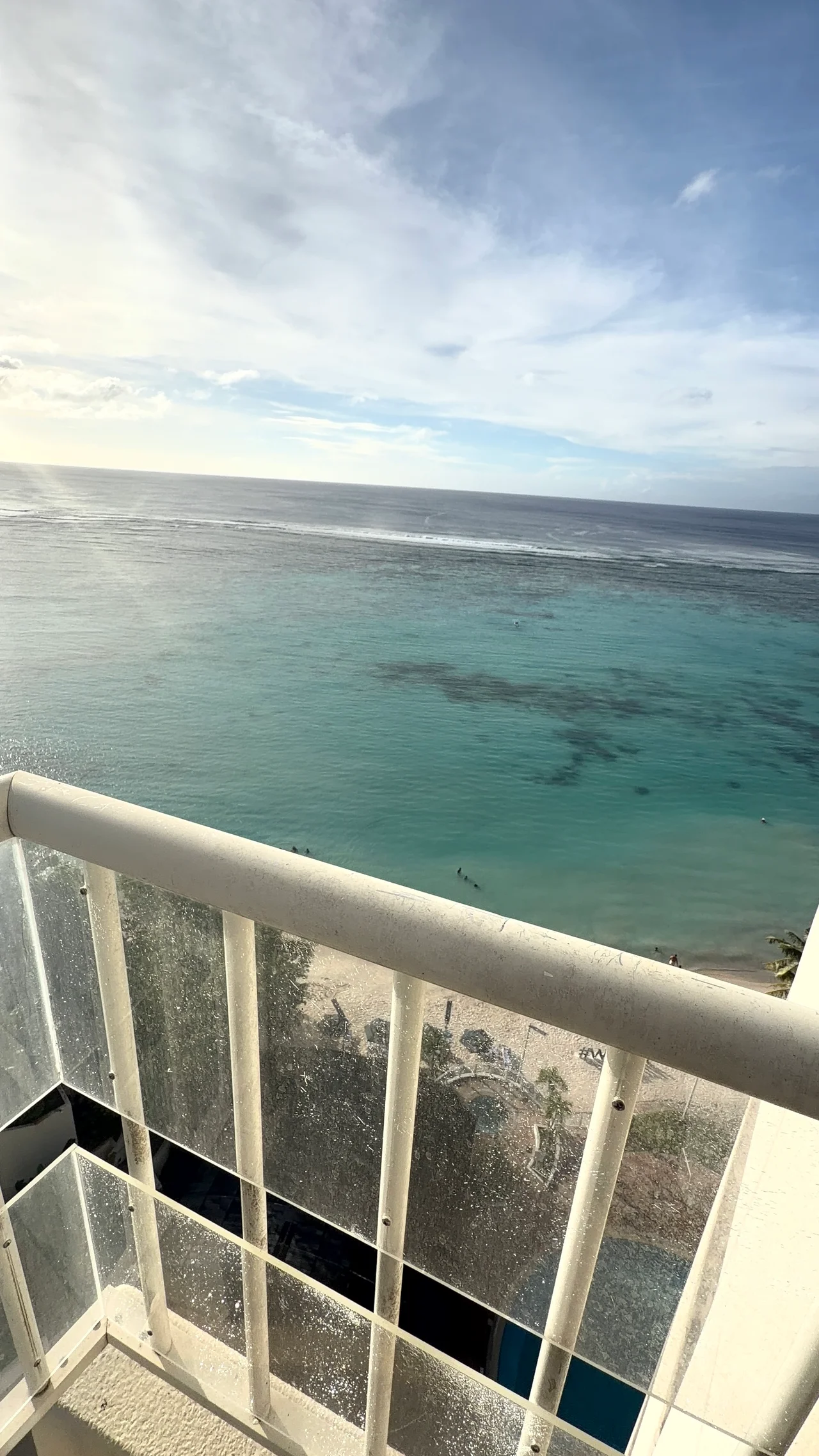 息をのむ、ターコイズブルーの絶景